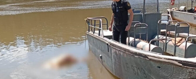 LIBERTAD: Hallan un cadáver en el río Paraná y cruzan datos con Brasil y Paraguay